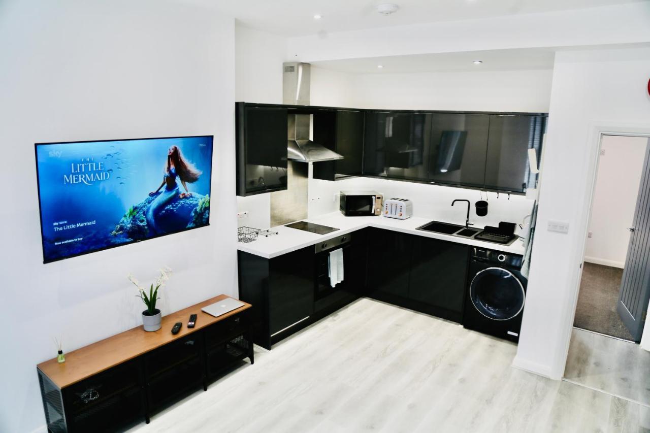 New Modern Apartment With Free Private Parking Plymouth Exterior foto